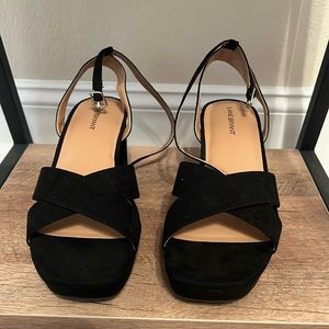 Black platform velvet heels, wide width size 10